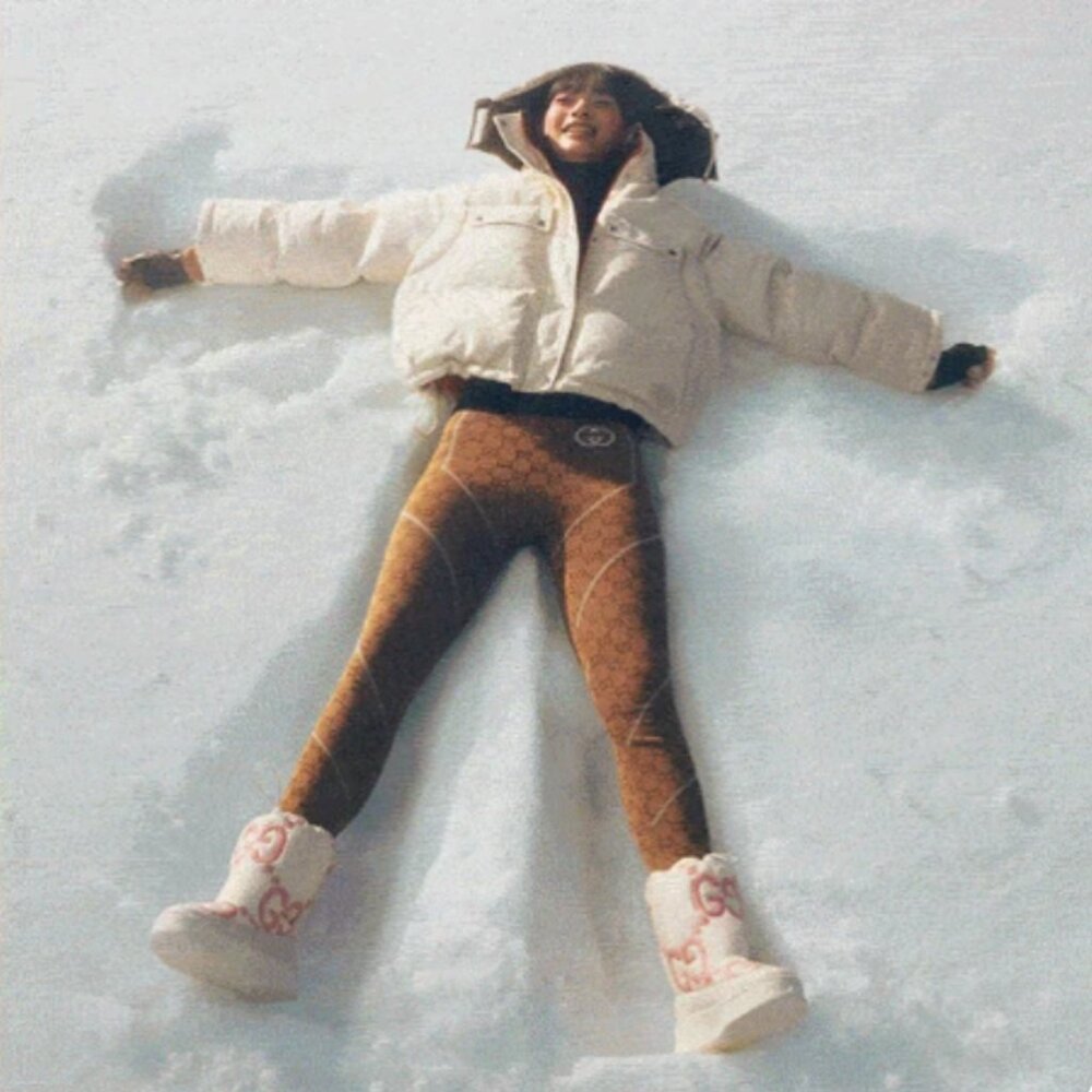 Gucci Logo GG Matelasse Snow Boots - Picture 17 of 17